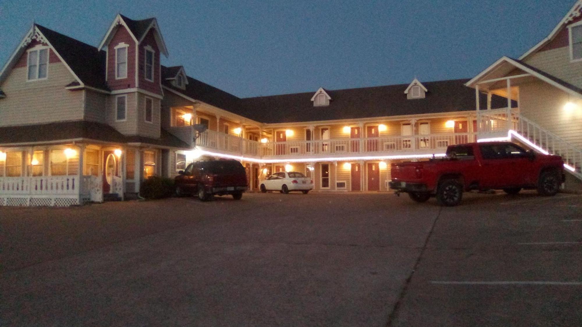 Victorian Inn Cleveland Екстер'єр фото